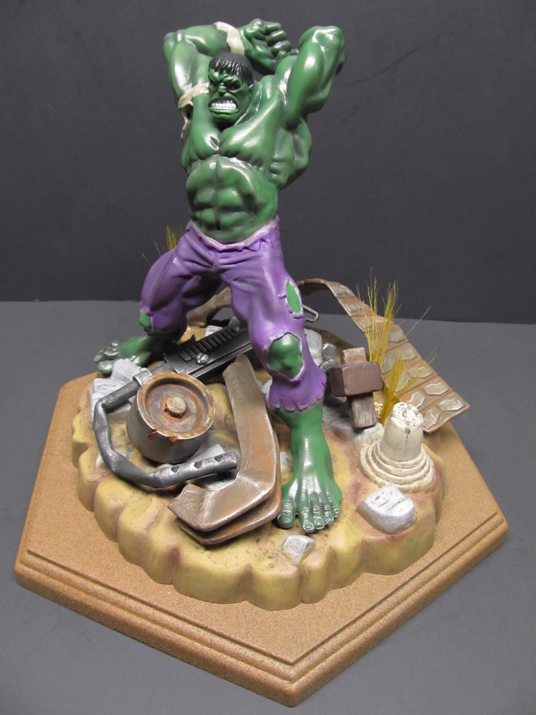 Incredible Hulk Diorama | Starburst Models